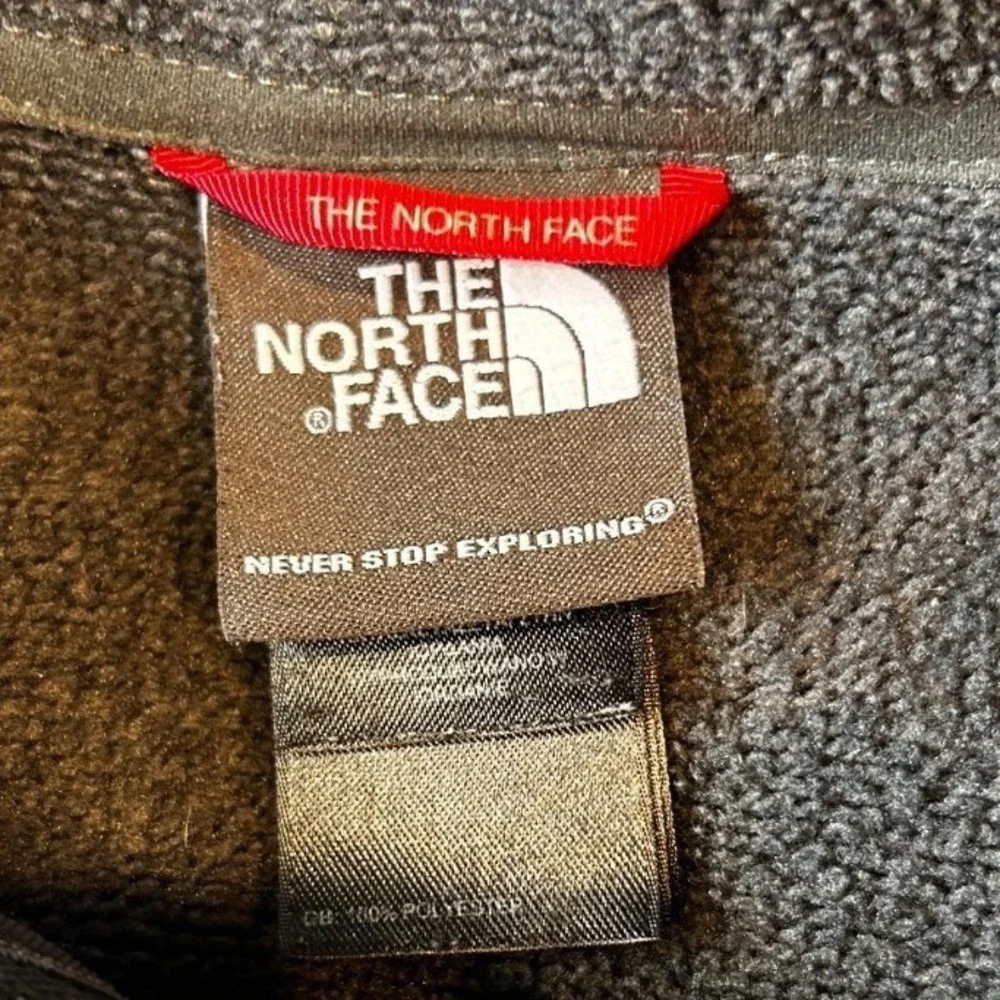 The North Face Gordon Lyons Quarter Zip Fleece‎ M Men's Grey Sweater Pullover